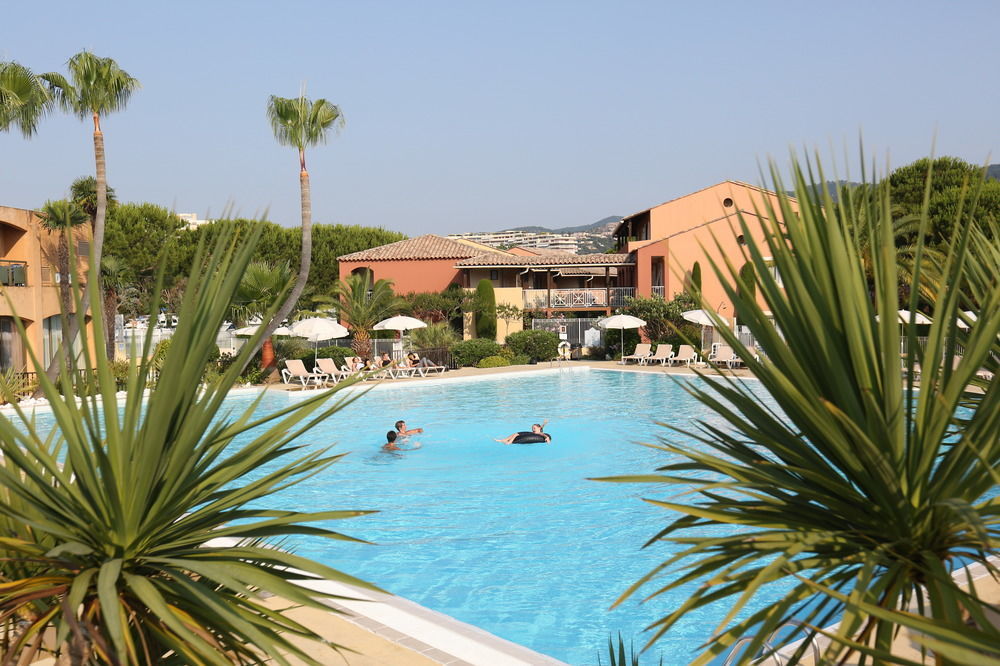 Pierre & Vacances Residence Cannes Mandelieu Exterior foto